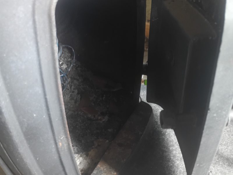 Wood burning stove